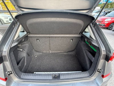 Skoda Kamiq 1.5 tsi Black Dots 150cv dsg (19)