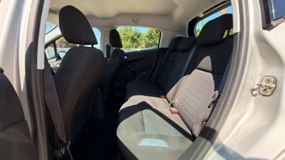 Peugeot 208 82 3 porte Allure (14)
