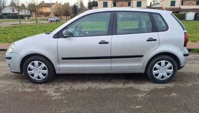 Volkswagen Polo 1.2 12V 3p. Trendline (11)