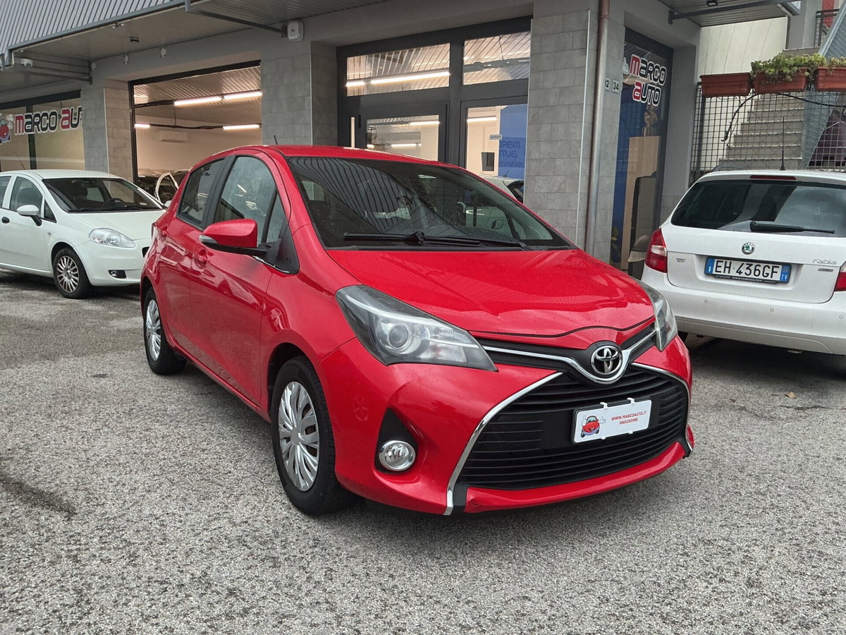 Toyota Yaris 1.0 5 porte Lounge
