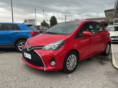 Toyota Yaris 1.0 5 porte Lounge (3)