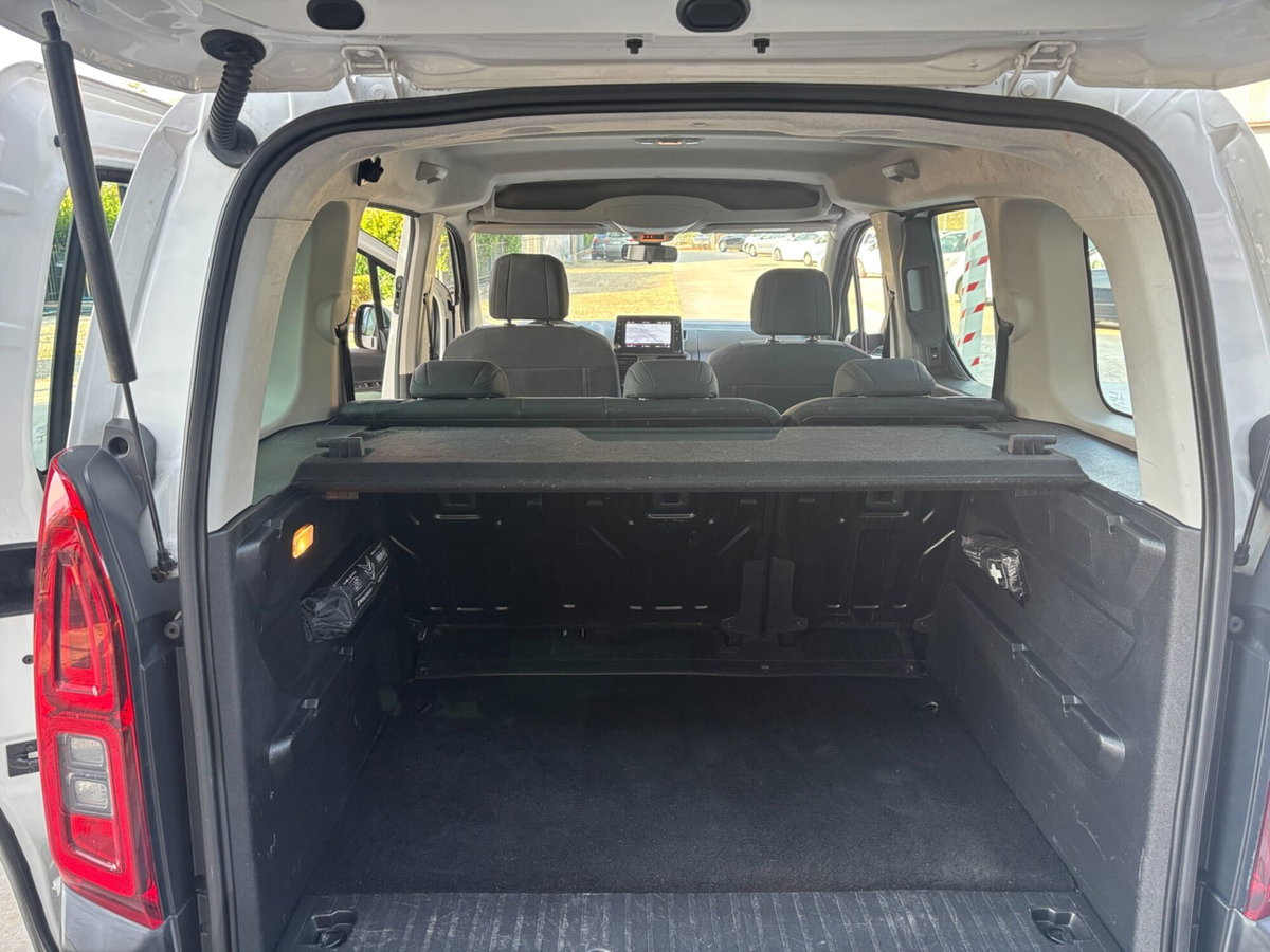 Citroen Berlingo BlueHDi 130 Stop&Start EAT8 M Shine (11)