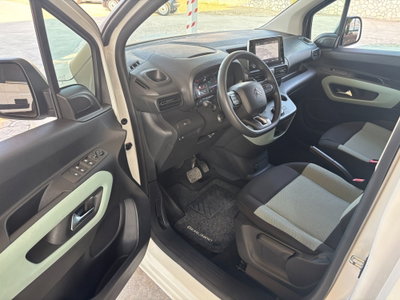 Citroen Berlingo BlueHDi 130 Stop&Start EAT8 M Shine (8)