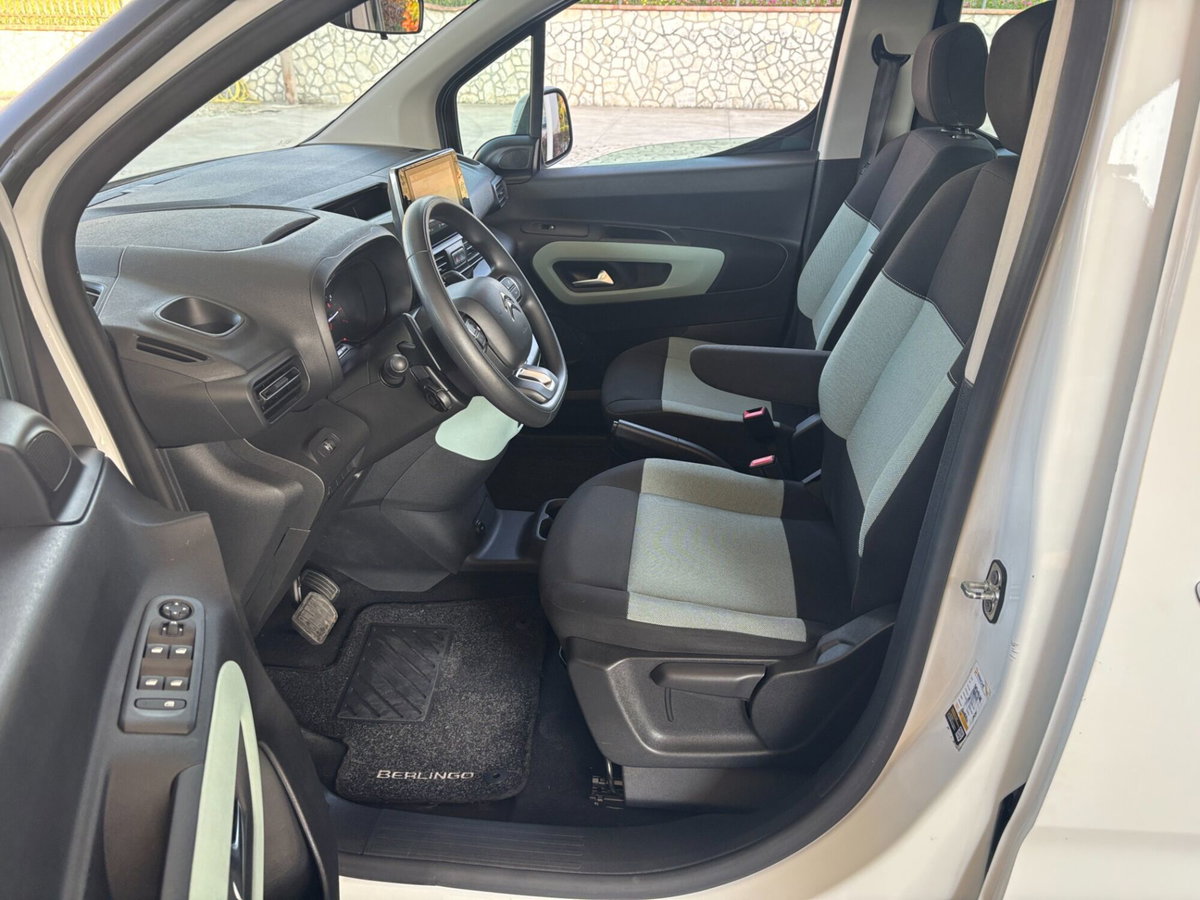 Citroen Berlingo BlueHDi 130 Stop&Start EAT8 M Shine (9)