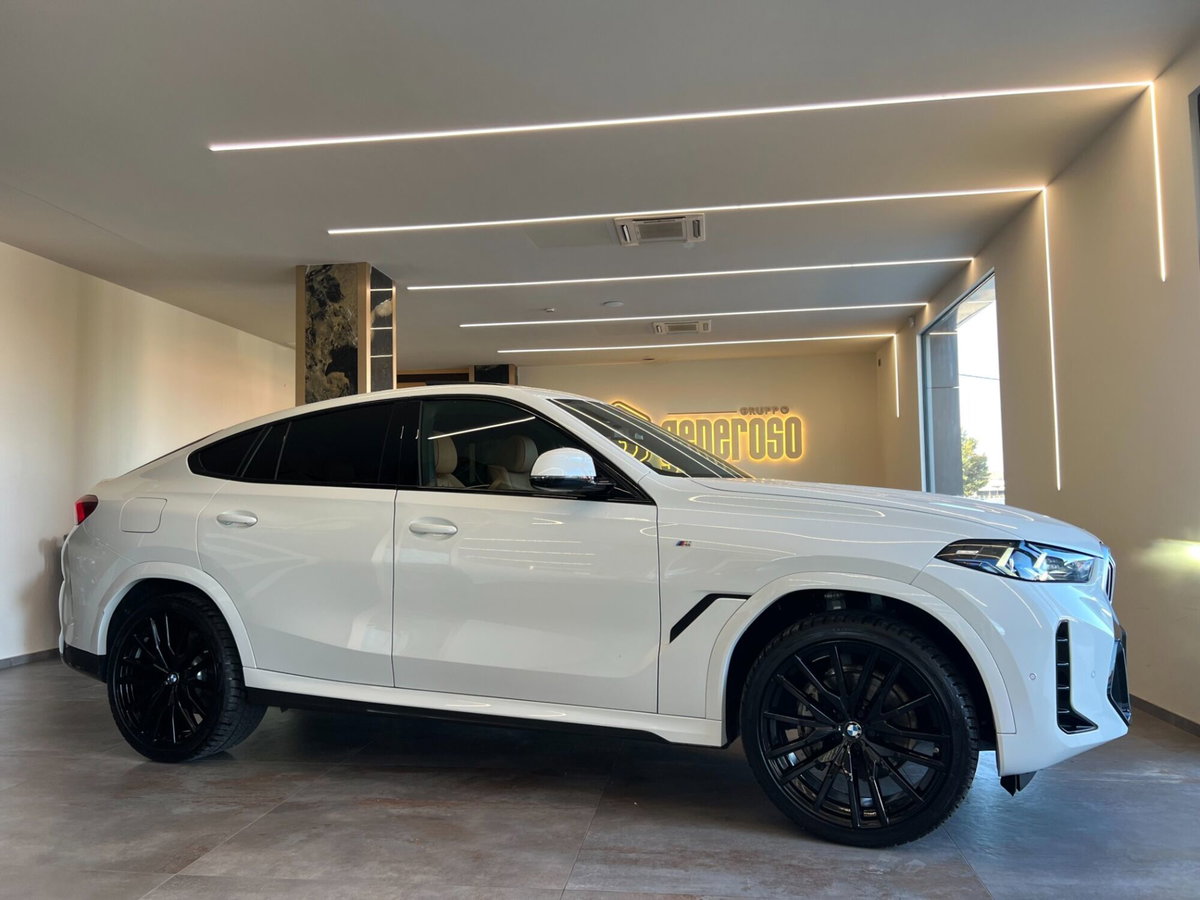 BMW X6 xDrive30d 48V Msport (2)