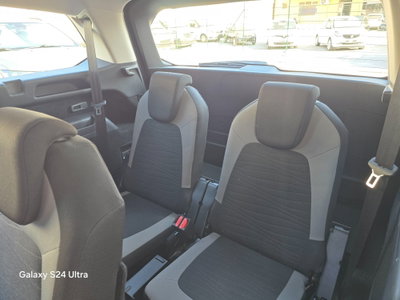 Citroen C4 Picasso 1.6 e-HDi 115 Exclusive (8)