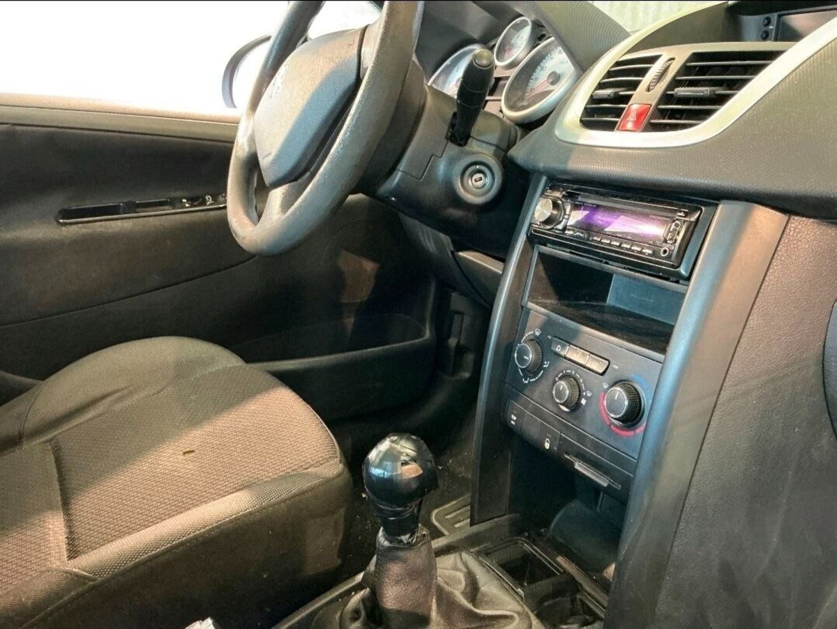 Peugeot 207 8V 75CV 5p. Energie ECO GPL (4)