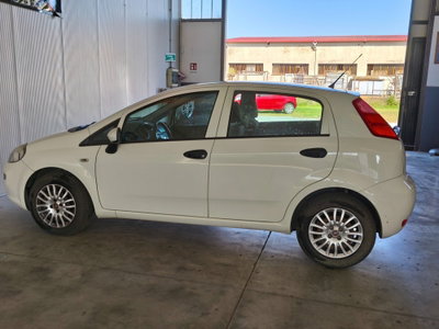 Fiat Punto 1.4 8V GPL 5 porte Van Pop 4 posti (8)