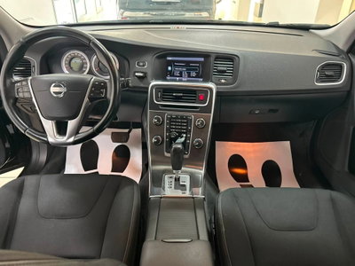 Volvo V60 D3 Geartronic Momentum (10)