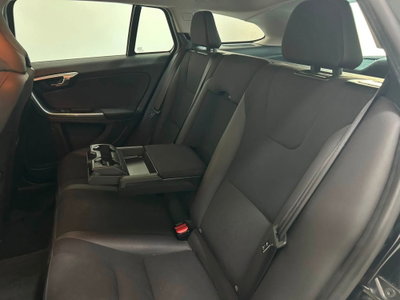 Volvo V60 D3 Geartronic Momentum (12)