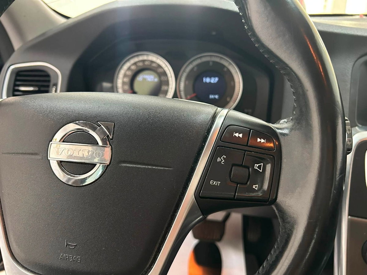 Volvo V60 D3 Geartronic Momentum (16)