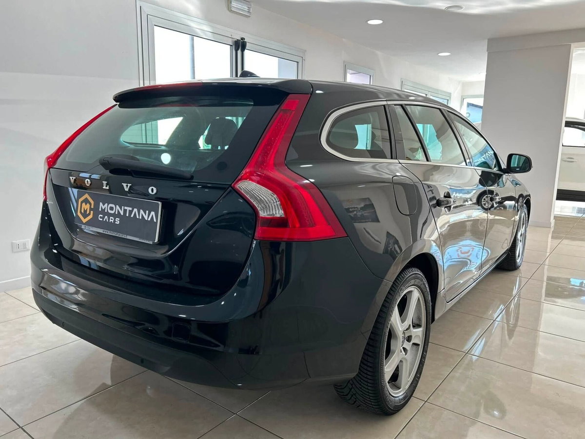 Volvo V60 D3 Geartronic Momentum (4)