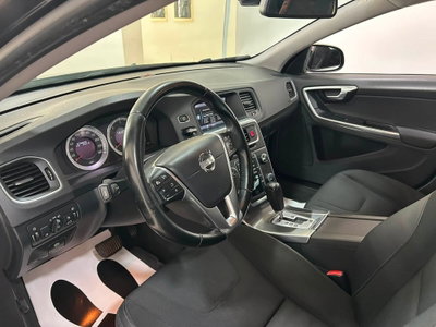 Volvo V60 D3 Geartronic Momentum (9)