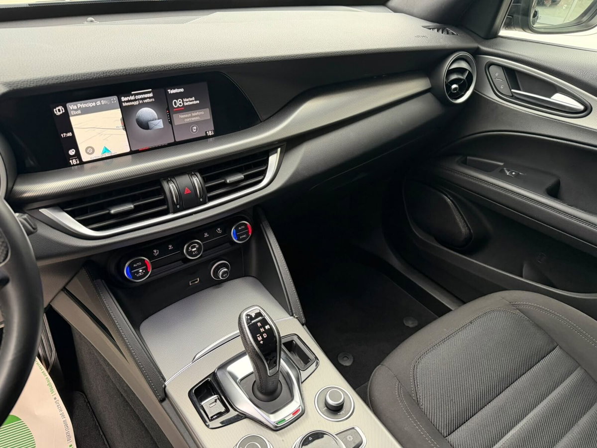 Alfa Romeo Stelvio Stelvio 2.2 Turbodiesel 210 CV AT8 Q4 GT Junior (11)