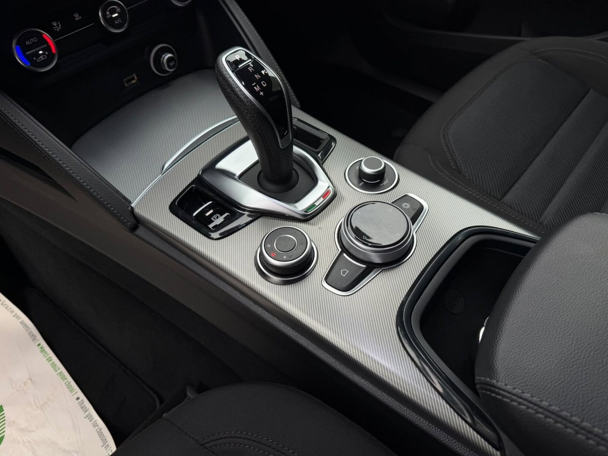 Alfa Romeo Stelvio Stelvio 2.2 Turbodiesel 210 CV AT8 Q4 GT Junior (15)