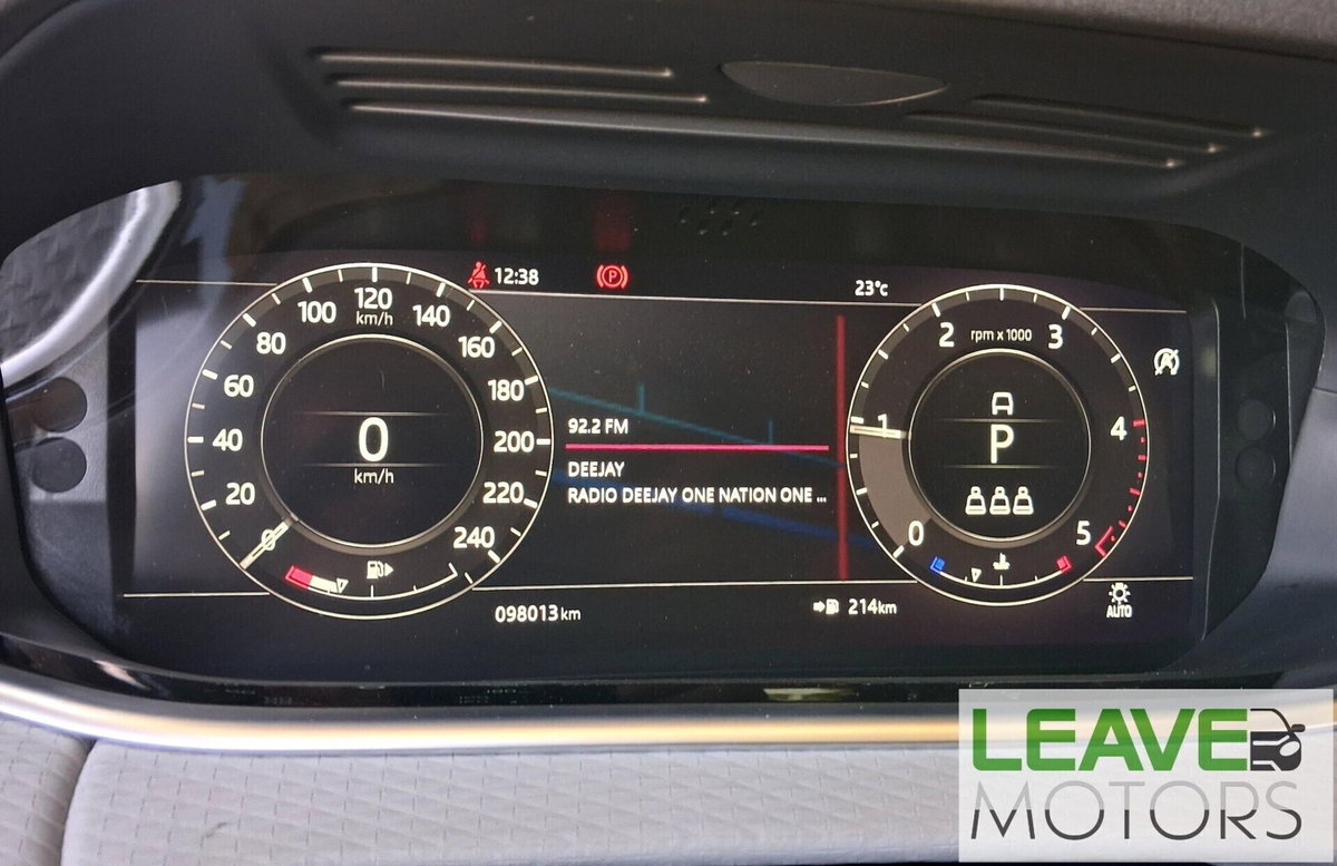 Land Rover Range Rover Evoque 2.0D I4-L.Flw 150 CV AWD Auto HSE (9)