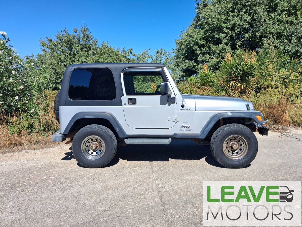 Jeep Wrangler 4.0 cat Sport (4)