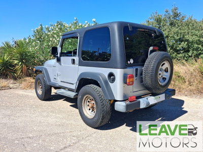 Jeep Wrangler 4.0 cat Sport (7)