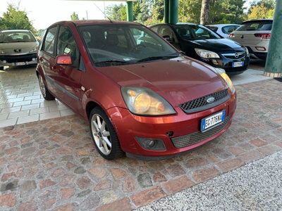 Ford Fiesta 1.2 16V 5p. Ghia (3)