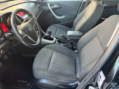 Opel Astra 1.7 CDTI 110CV 5 porte Cosmo (14)