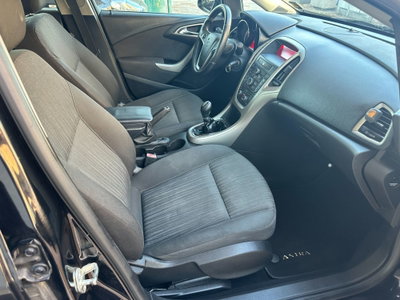 Opel Astra 1.7 CDTI 110CV 5 porte Cosmo (5)
