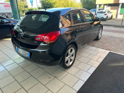 Opel Astra 1.7 CDTI 110CV 5 porte Cosmo (7)