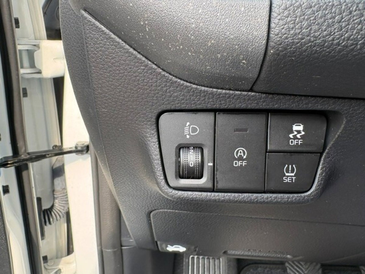 Kia Stonic 1.0 t-gdi mhev Style Launch Edition (20)