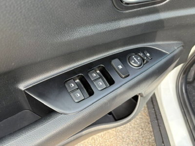 Kia Stonic 1.0 t-gdi mhev Style Launch Edition (8)