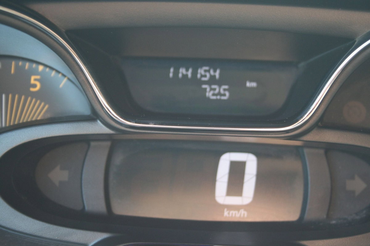 Renault Captur 1.5 dCi 8V 90 CV Start&Stop Energy R-Link (11)