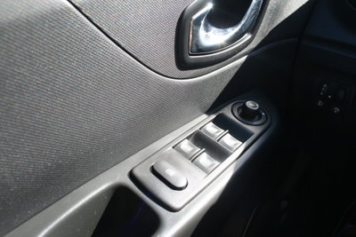 Renault Captur 1.5 dCi 8V 90 CV Start&Stop Energy R-Link (14)
