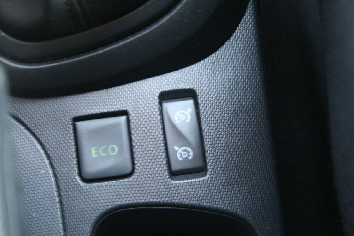 Renault Captur 1.5 dCi 8V 90 CV Start&Stop Energy R-Link (15)