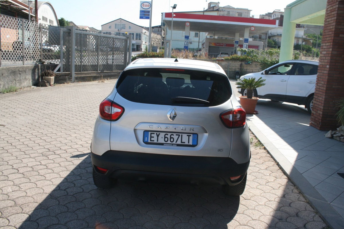 Renault Captur 1.5 dCi 8V 90 CV Start&Stop Energy R-Link (4)