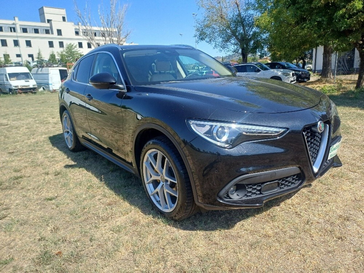 Alfa Romeo Stelvio Stelvio 2.2 Turbodiesel 210 CV AT8 Q4 Executive