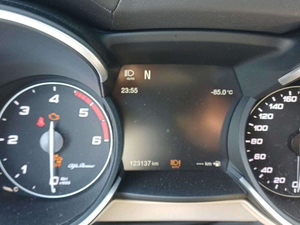 Alfa Romeo Stelvio Stelvio 2.2 Turbodiesel 210 CV AT8 Q4 Executive (11)