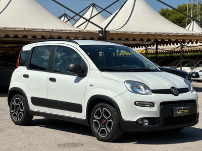 Fiat Panda 1.0 FireFly S&S Hybrid City Life usata