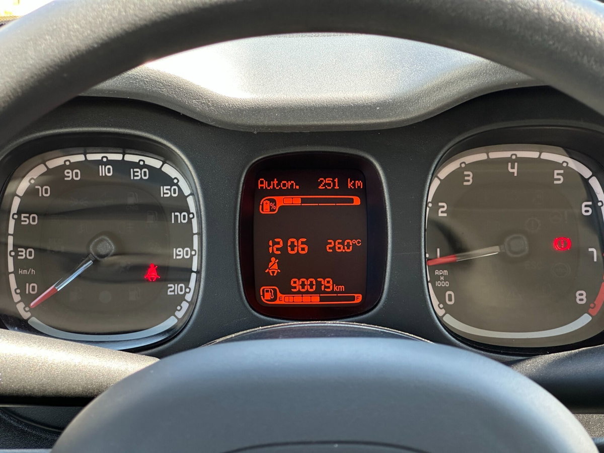 Fiat Panda 1.0 FireFly S&S Hybrid City Life (16)