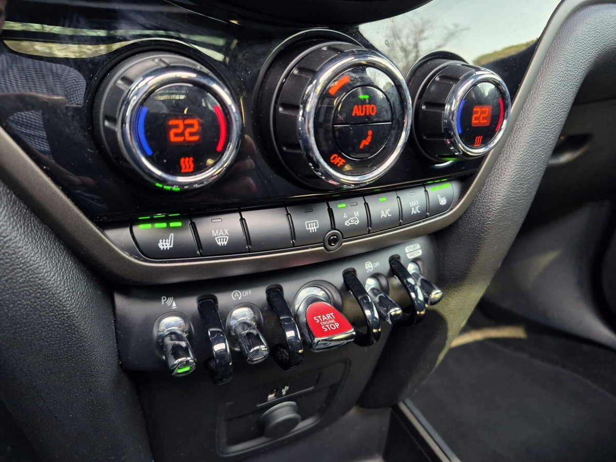 MINI Mini Countryman 1.5 Cooper Essential Countryman (16)
