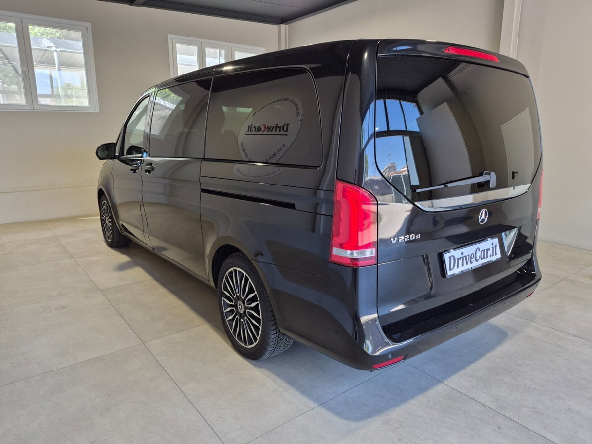 Mercedes-Benz Classe V 220 d Premium Long (4)