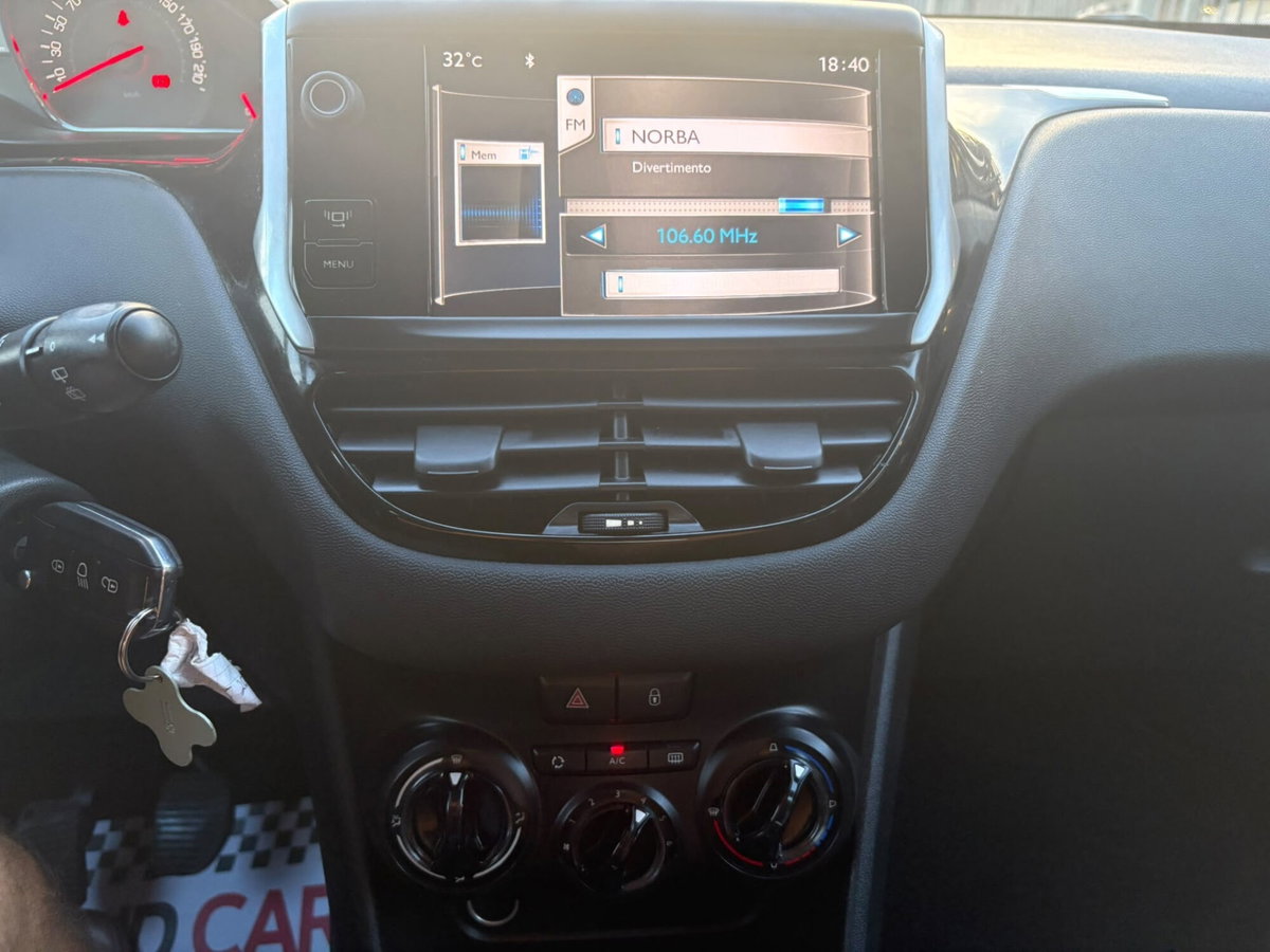 Peugeot 208 HDi 68 CV 5 porte Access (13)