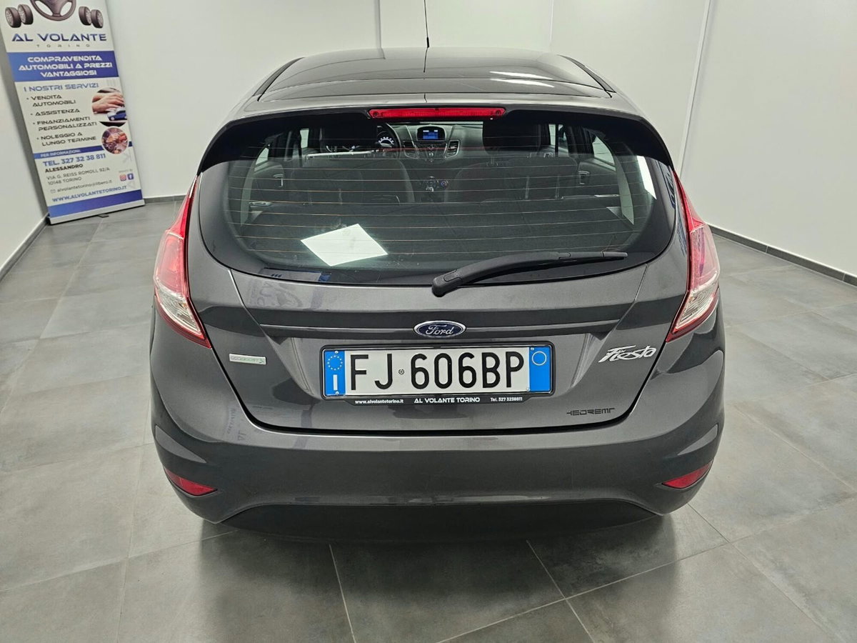 Ford Fiesta 1.5 TDCi 75CV 5 porte (18)