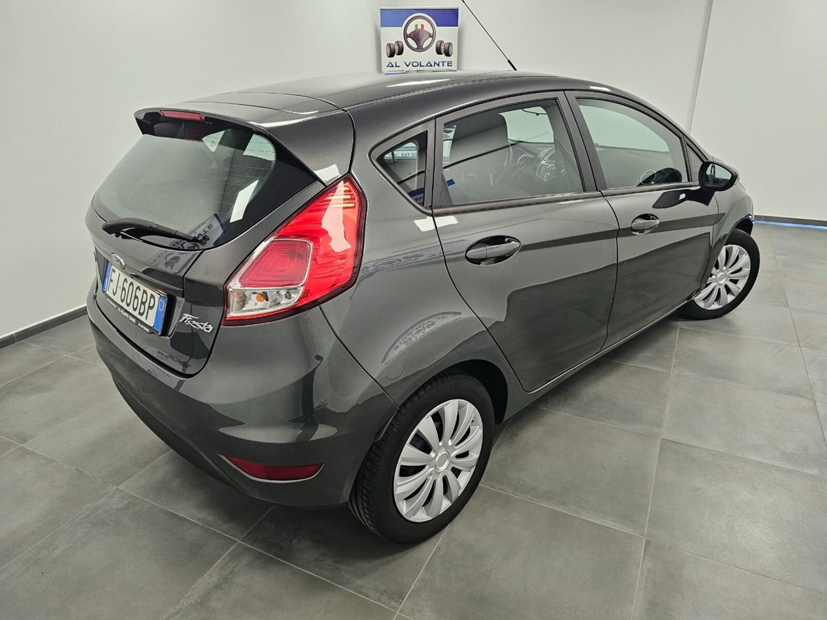 Ford Fiesta 1.5 TDCi 75CV 5 porte (4)