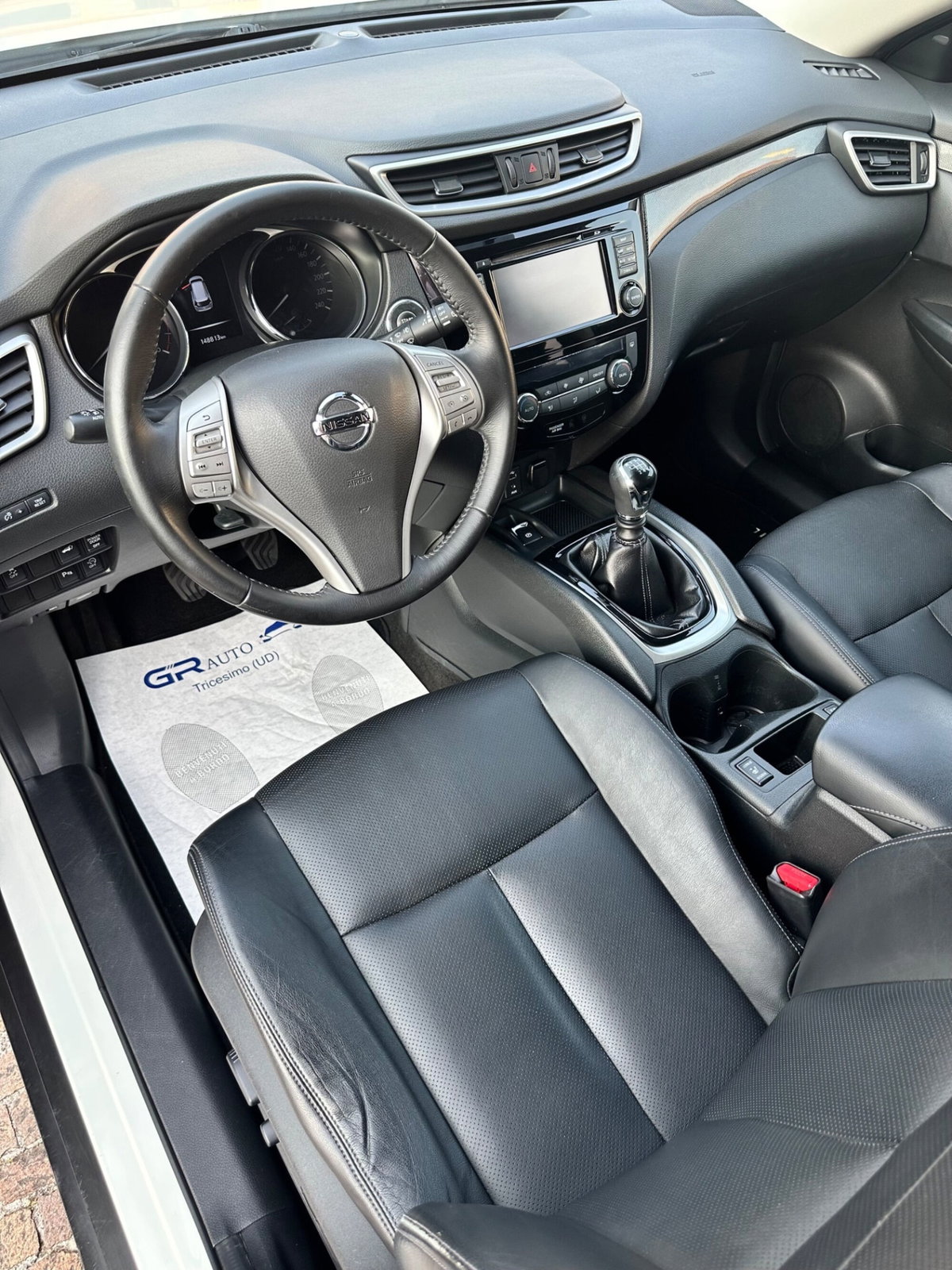 Nissan X-Trail 1.6 dCi 2WD Tekna (7)