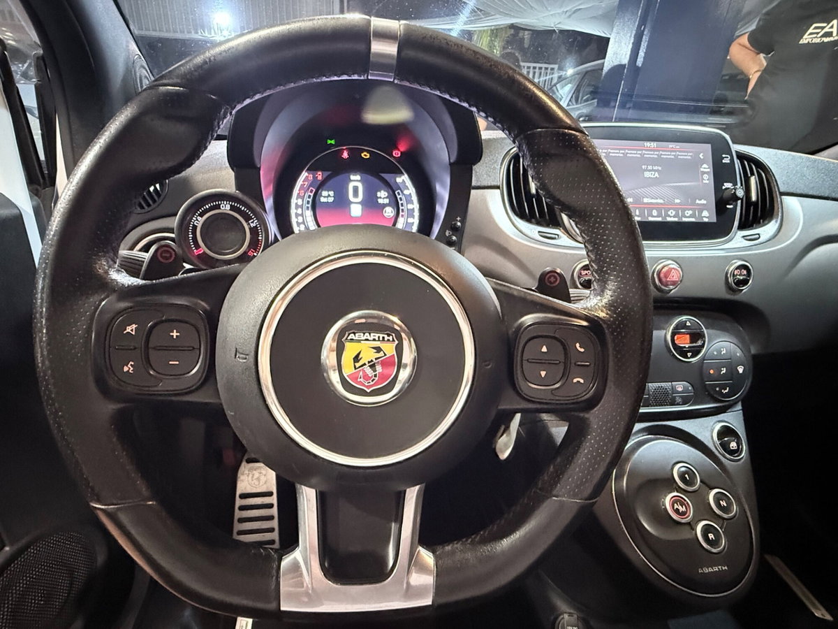 Abarth 595 595 1.4 Turbo T-Jet 165 CV Turismo (20)
