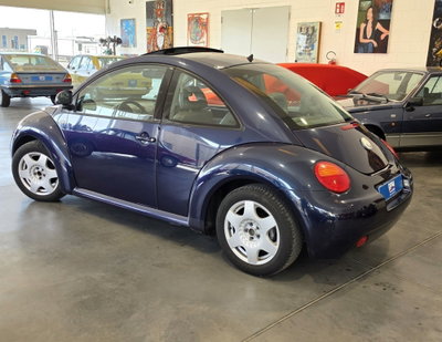Volkswagen New Beetle TDI (4)