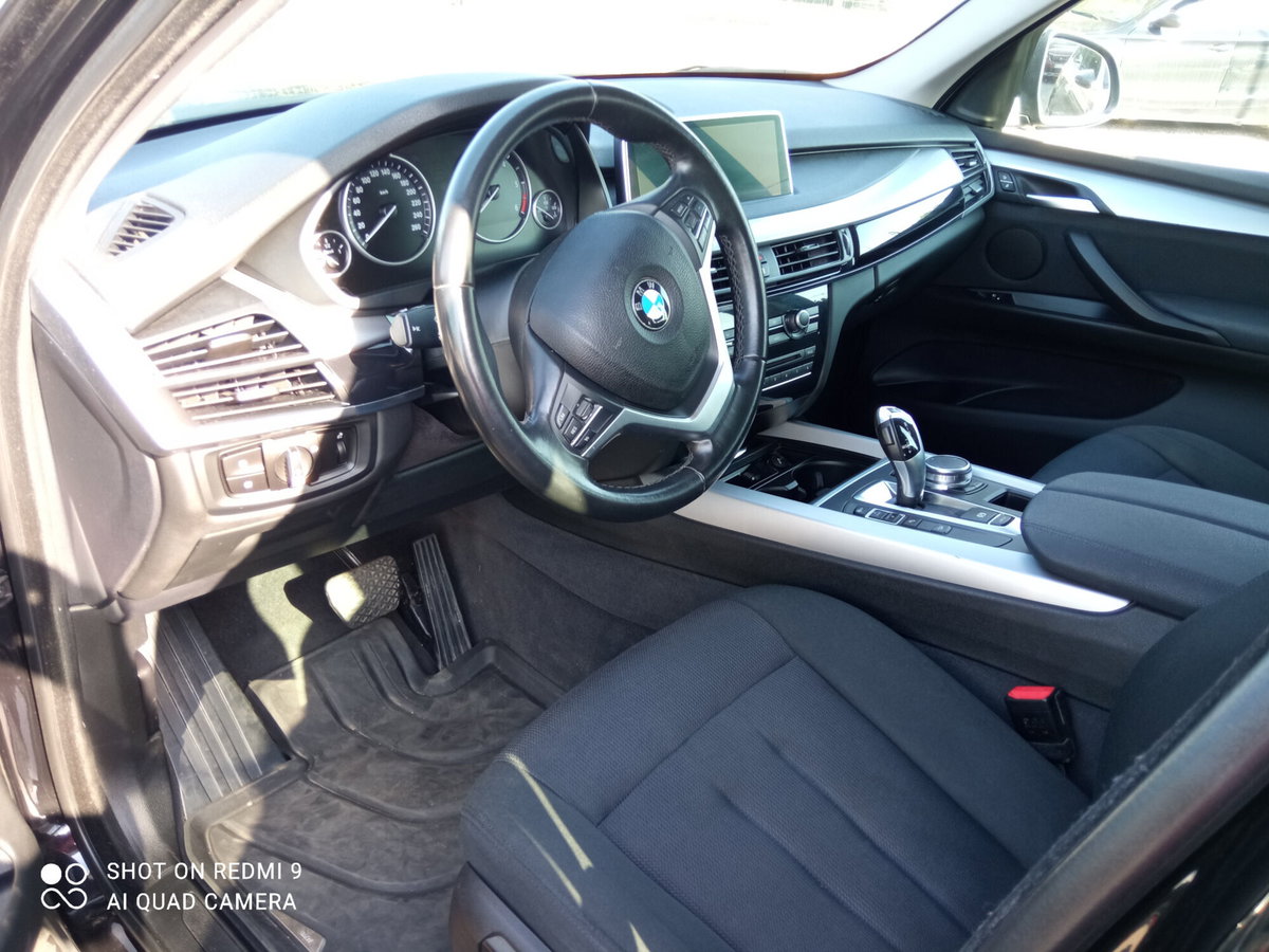 BMW X5 xDrive25d Business (10)