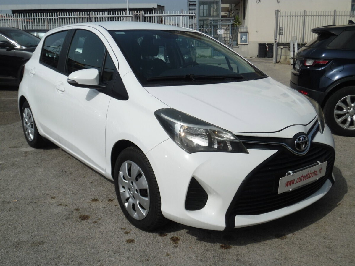 Toyota Yaris 1.0 5 porte Cool