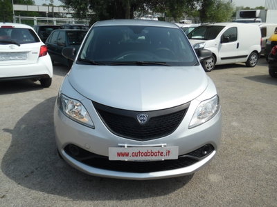 Lancia Ypsilon 1.2 69 CV 5 porte Elefantino (2)