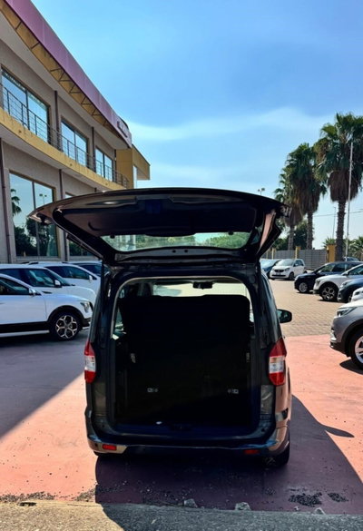 Ford Tourneo Courier 1.5 TDCI 75 CV Sport (3)