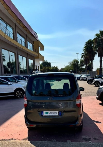 Ford Tourneo Courier 1.5 TDCI 75 CV Sport (4)