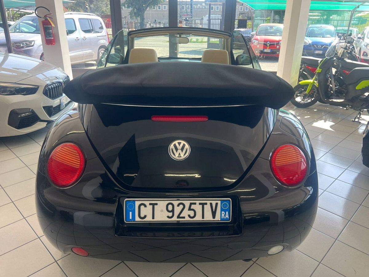 Volkswagen New Beetle Cabrio 1.6 Cabrio (5)